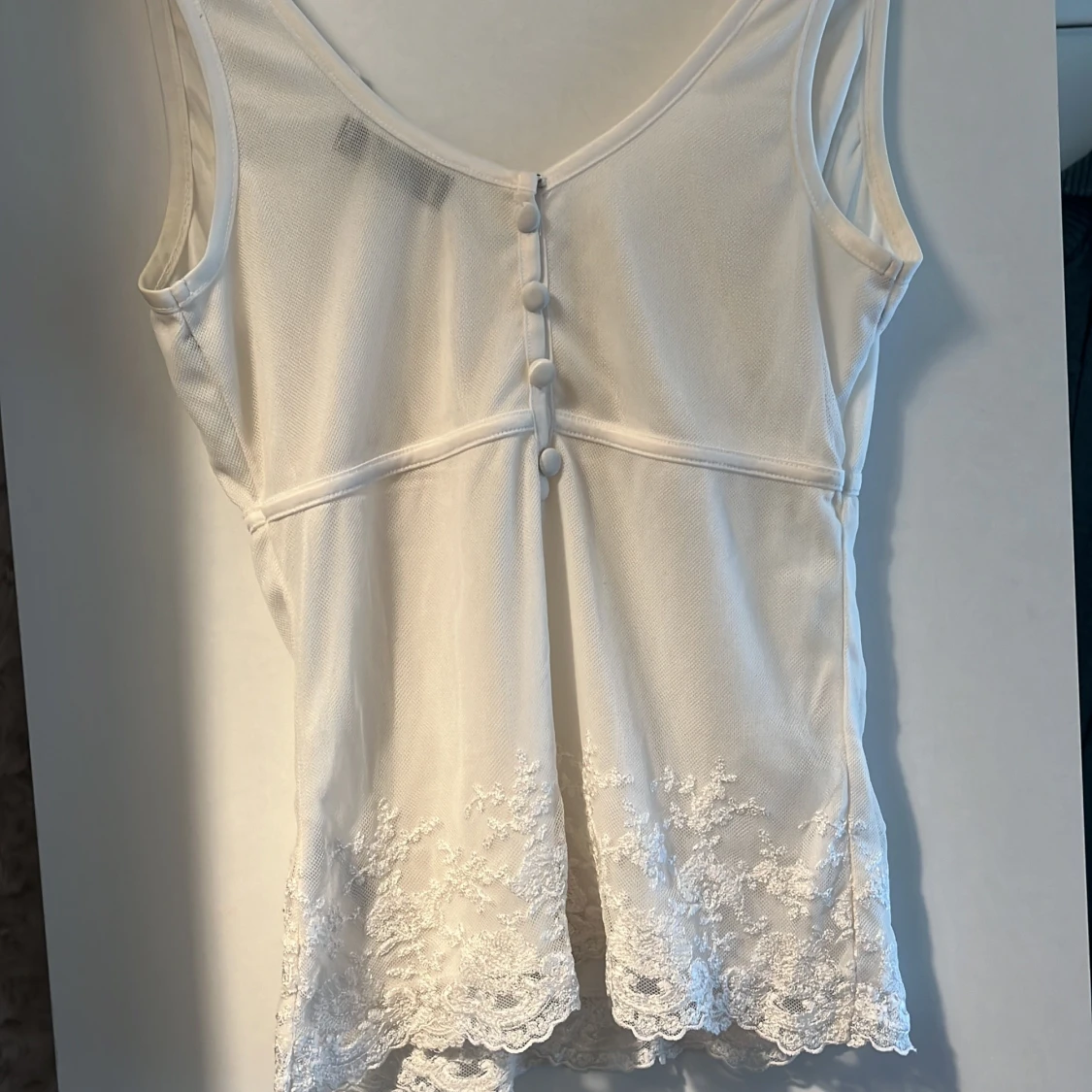 Vit spets linne urringad  - 92