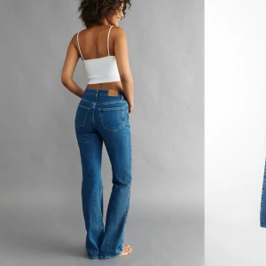 Full lenght flare jeans - Jeans från Gina tricot i modellen full lenght flare i storlek 34. Använda en gång bara 