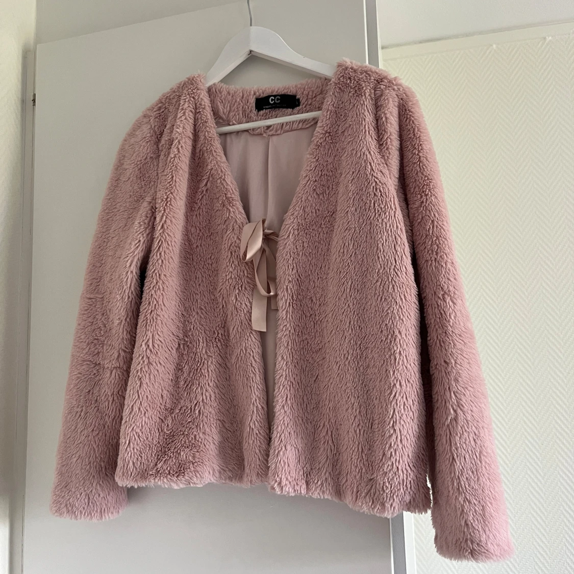 CC rosa jacka fluffig