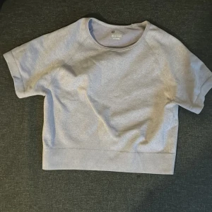 Träningströja  - Helt oanvänd 