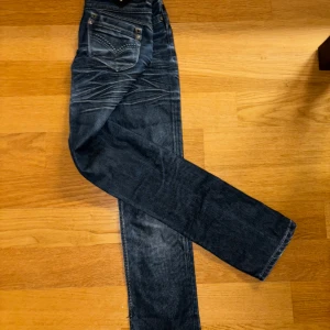 Dolce gabanna jeans - Sååå sjukt fina lågmidjade Dolce gabanna jeans, tyvärr för små men helt nya och bara testade 