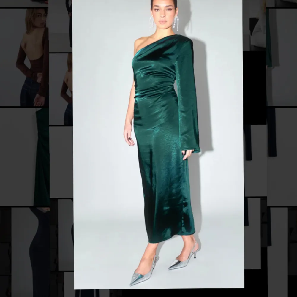 Eneraldgrön silkesklänning i storlek 40. Har inte navänt den någon gång, prislappen är kvar. Köptes för 500, skriv om ni undrar något!. Klänningar.