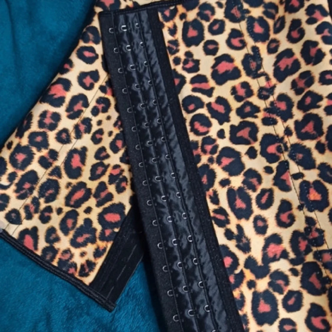 Leopard korsett  - 91