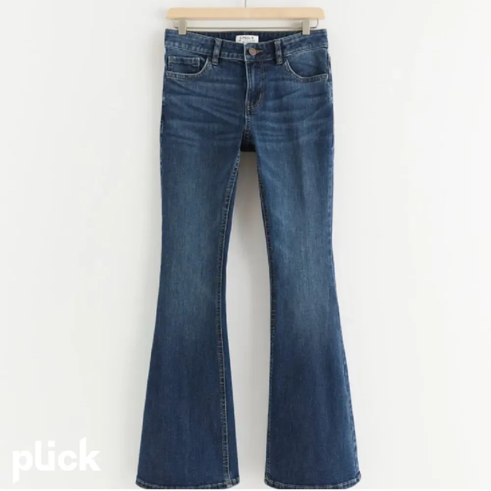 Så snygga jeans! Knappt använda 🩷 säljer även exakt lika dana i svart . Jeans & Byxor.