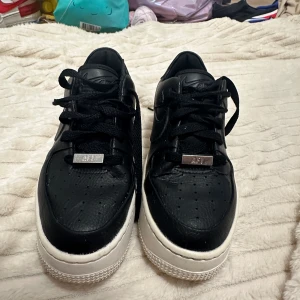 Nike - Nike air force, sparsamt använda