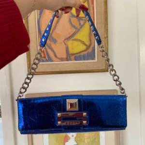 Skitcool guessväska✨ - Superfin verkligen!!! I använt skick! Se bild!💓💓