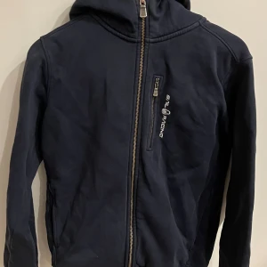 Sail racing tröja - Storlek:S Säljs pågrund utav att jag inte använder den