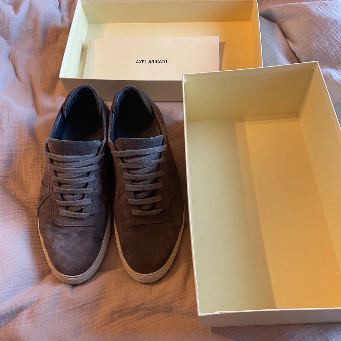 Axel arigato skor