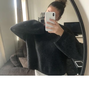 Arket stickad tröja  - Så fin mohair tröja från arket, strl M🫶🏼