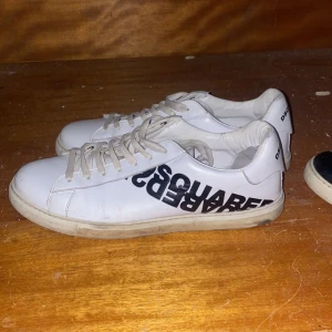 Dsquared skor - Dsquared skor som är väldigt sällsynta och som inte säljs längre. Köpta för 4300kr