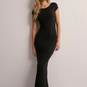 Black dress  - Black long dress w split 