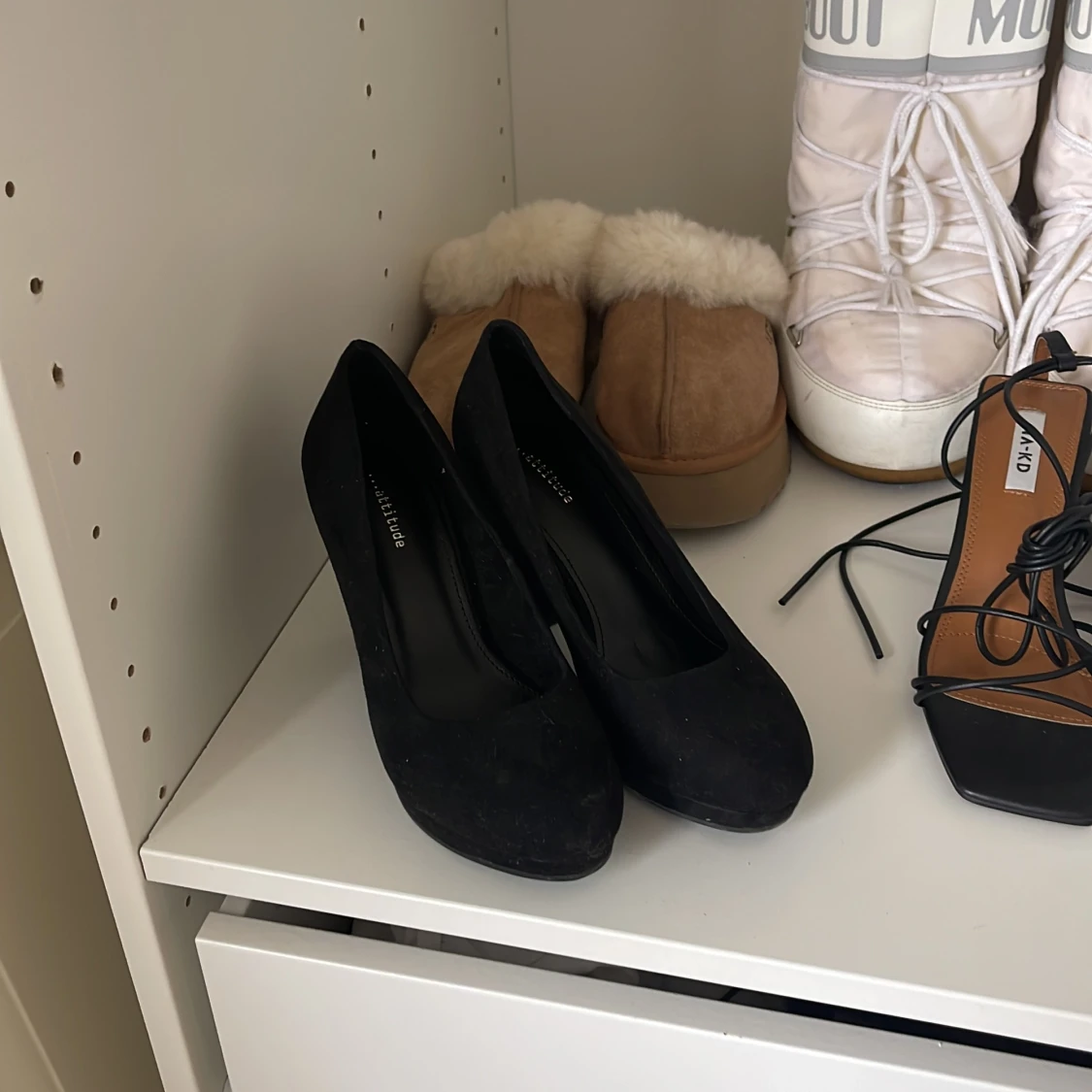 Svarta klackar  - 91