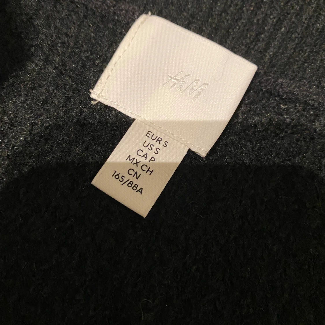 Stickad offshoulder tröja - 2