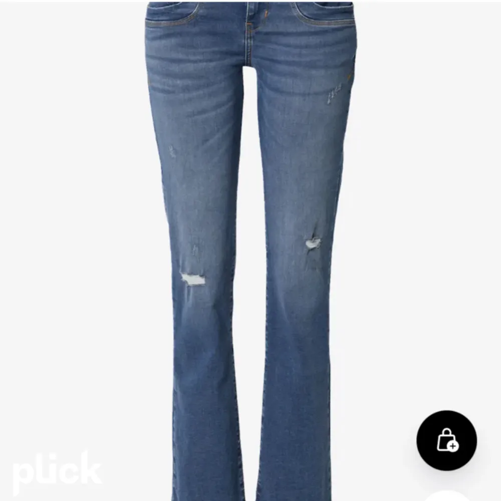 Intressekoll på mina fina ltb jeans!! Superbra skick, aldrig använda🥰 nypris 750kr och säljer de för 500kr eftersom de aldrig är använda💞hör av er om ni är intresserade!!!. Jeans & Byxor.