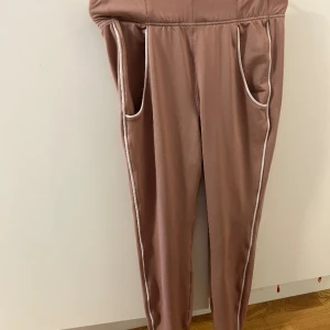Gymshark mjukisbyxor  - Storlek XS  Bara provade, fint skick 