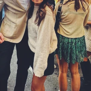 Stickad tröja - Från zaras barnavdelning, passar xs-s