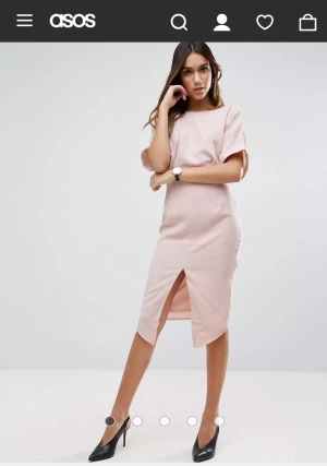 Asos klänning  - Elegant Asos klänning, stl 34, pris 500