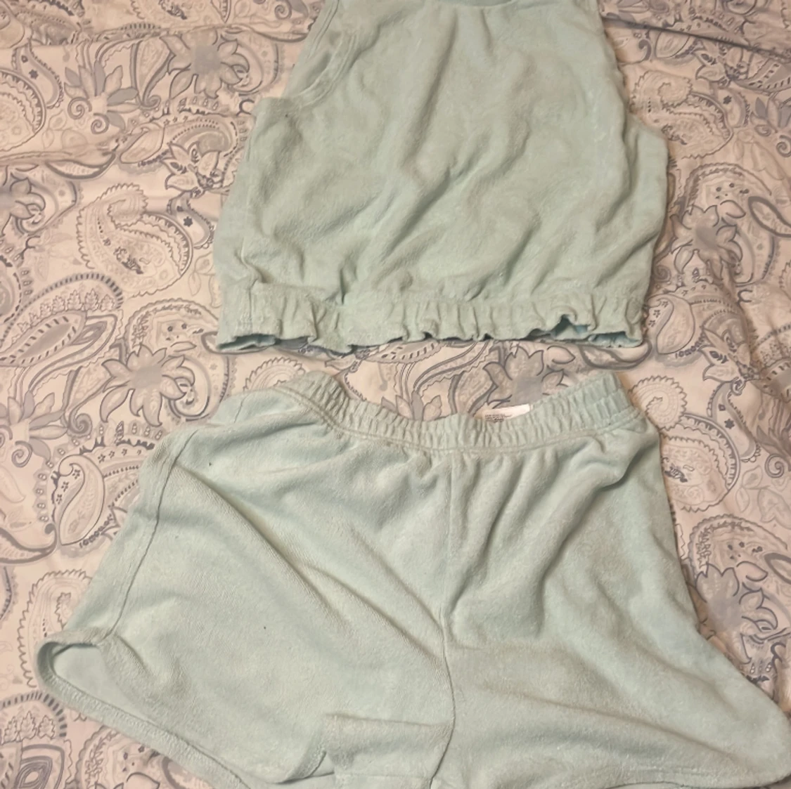  Topp t-shirt och shorts 