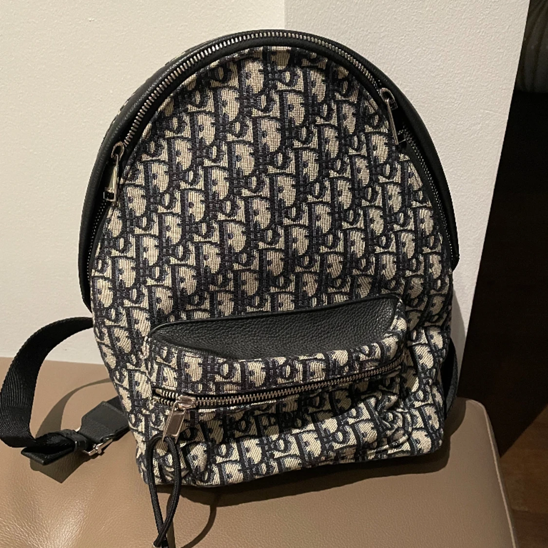 Dior ryggsäck  - 90