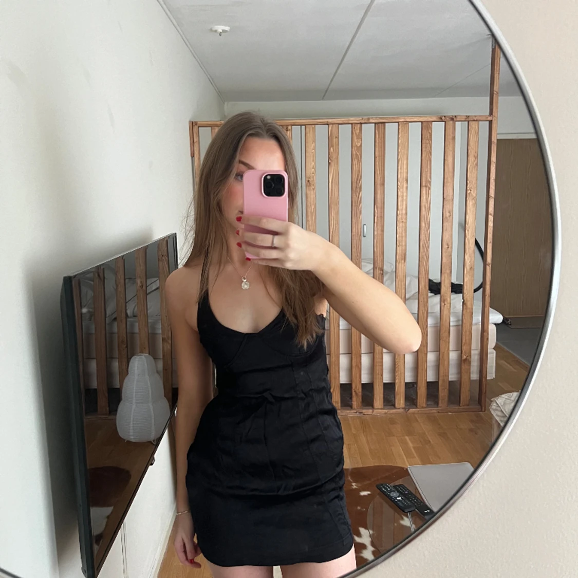 Svart klänning zara M i satin