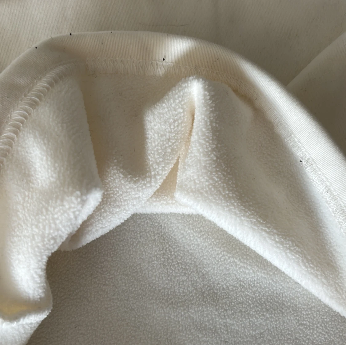 Vit långärmad tröja - 91