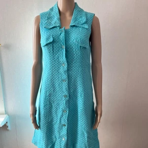 ljusblå vintage klänning, Rockabilly, 50-tal, 60-tal, retro - Inget att anmärka på 