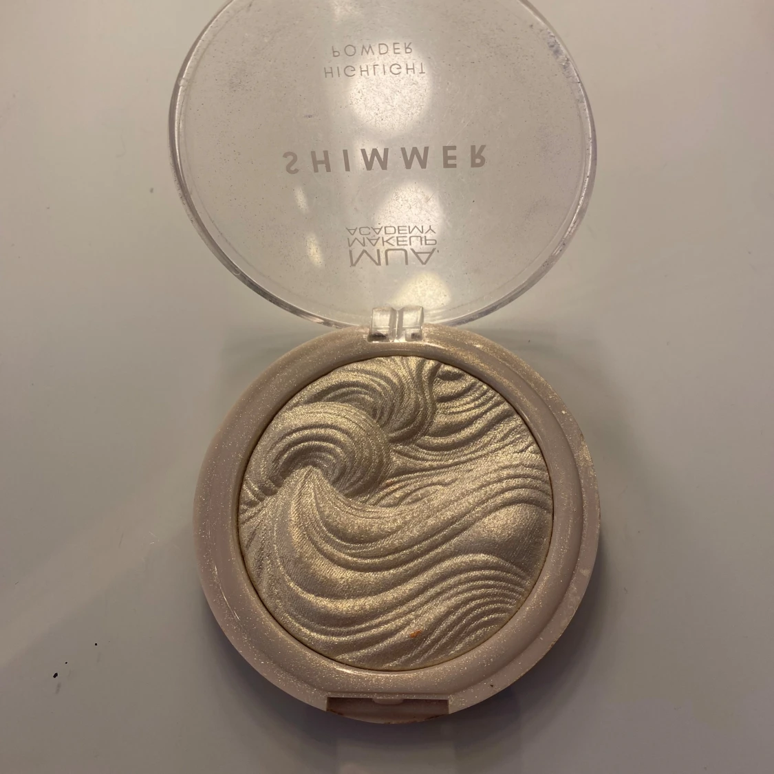 Shimmer Highlighter från MUA Makeup Academy - 90