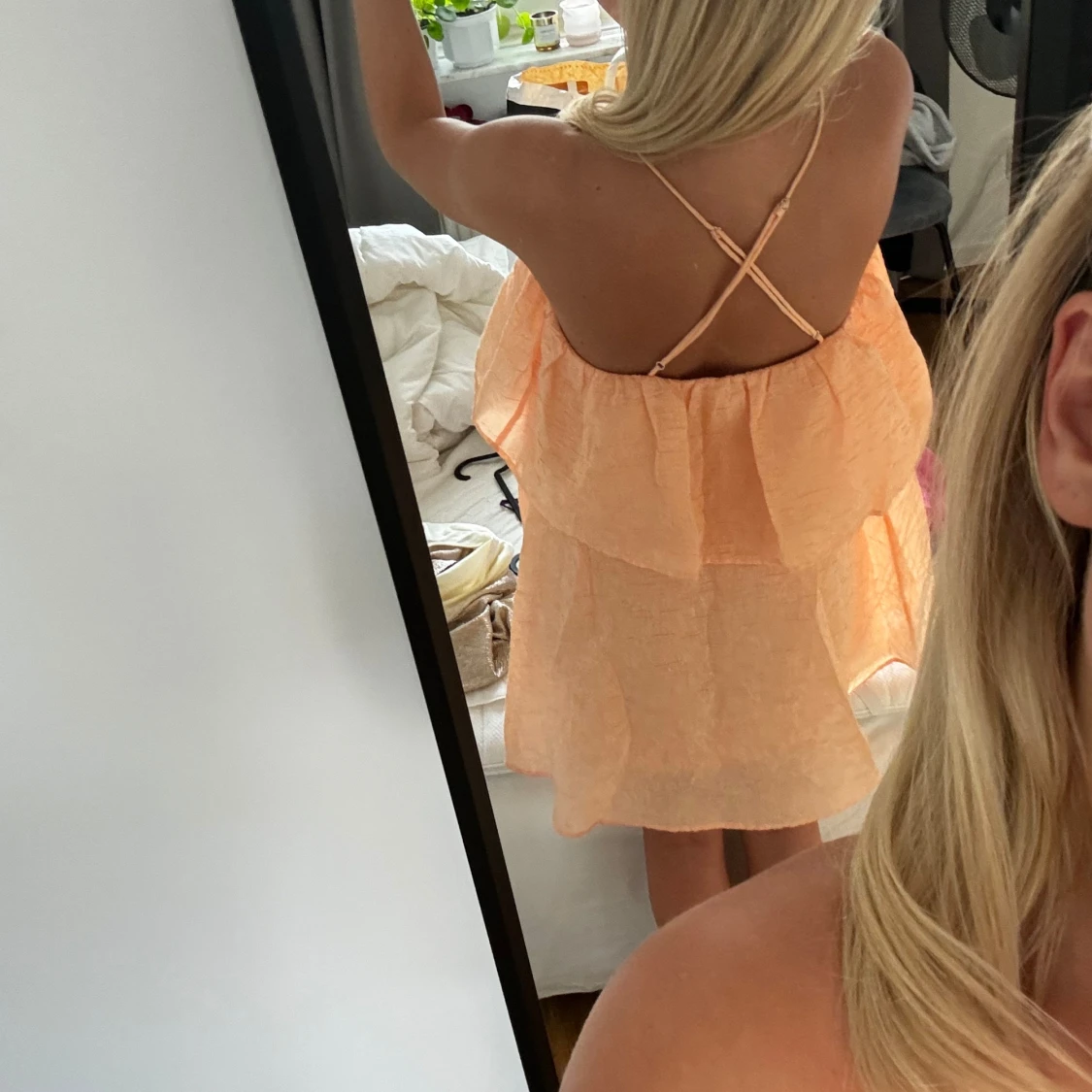 Persikofärgad klänning - 90
