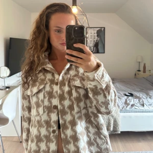 Rutig jacka - Använd 1-2 gånger 