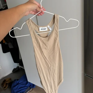 Body  - Från weekday, bra skick.