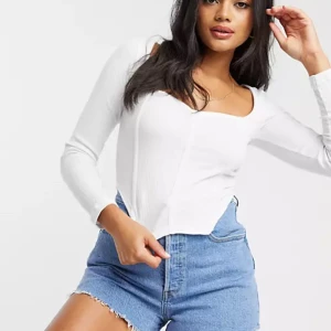 Vit korsettopp  - Vit korsettopp från ASOS, sparsamt använd 