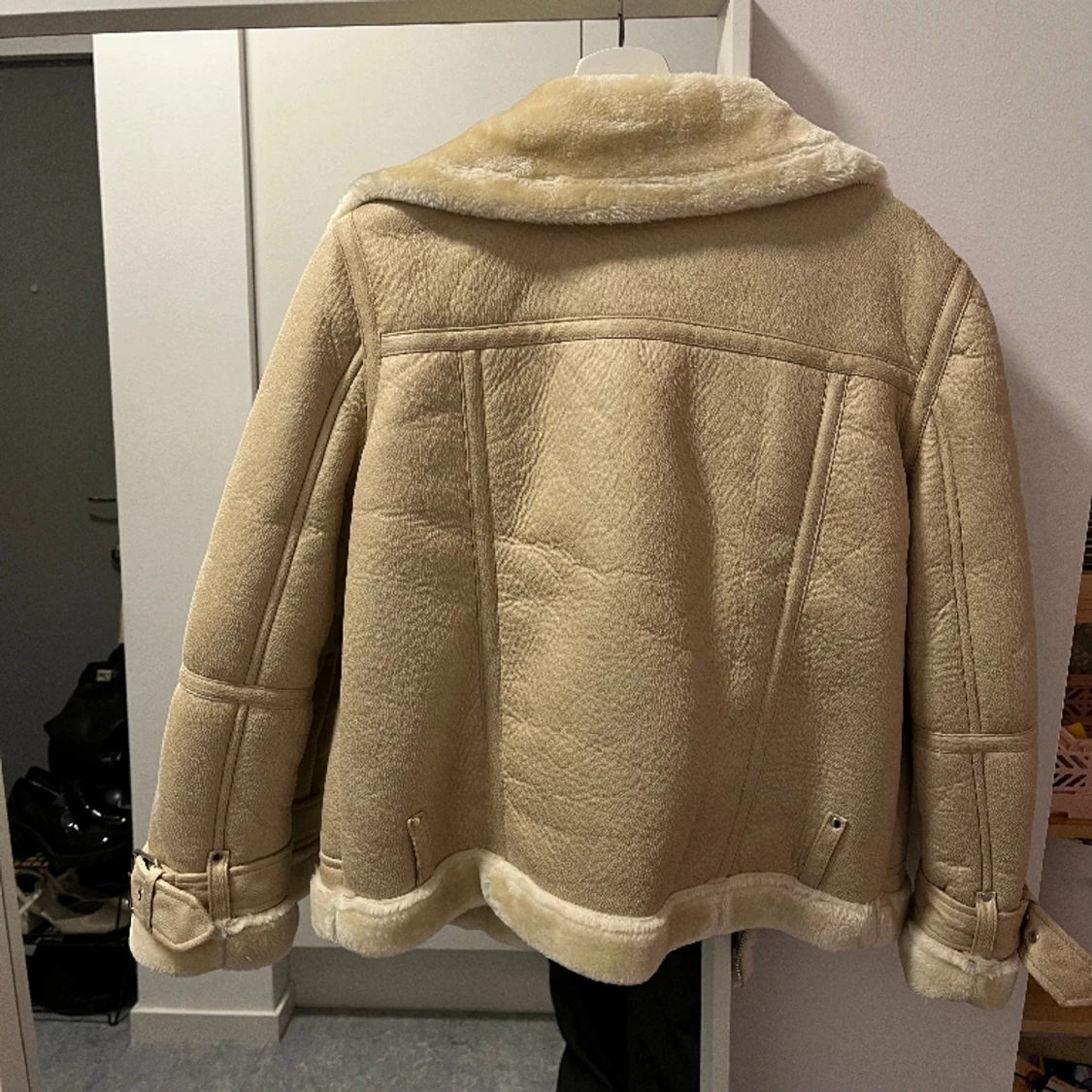 gräddvit pilotjacka med foder - 91