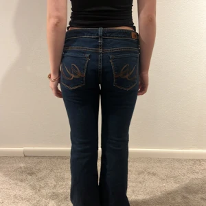 Lågmidjade jeans - Lågmidjade jeans som passar s⭐️