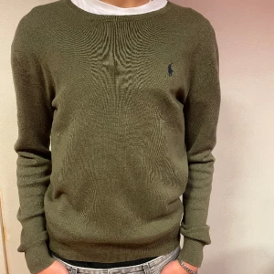 Ralph lauren tröja  - Säljer denna Ralph Lauren tröja, Pima cotton. Den är i väldigt bra skick, storlek S. Hör gärna av dig vid frågor och funderingar!