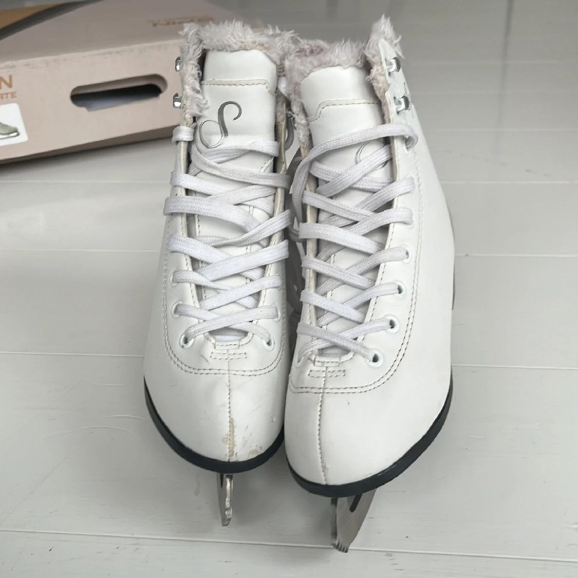 Skridskor st 33 - 91