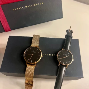 Daniel Wellington - Säljer två klockor från Daniel Wellington. Den guldiga för 500kr och den svarta för 300kr!