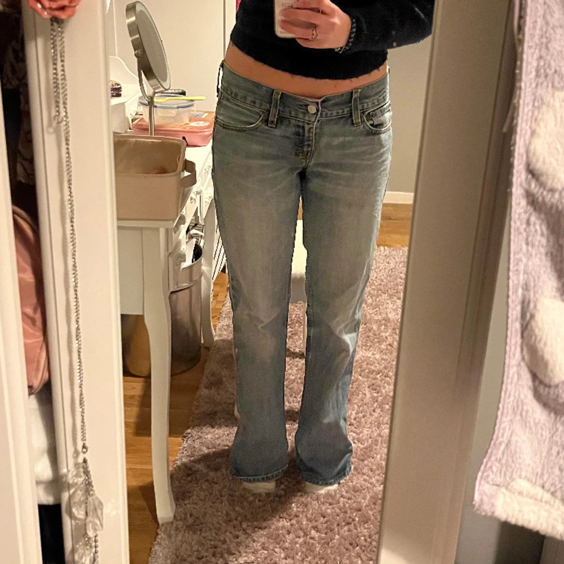 lågmidjade bootcut Levis jeans  - 91