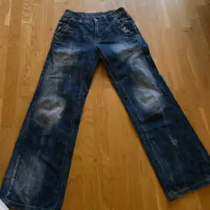 Crazy vintage wide flared jeans size W29