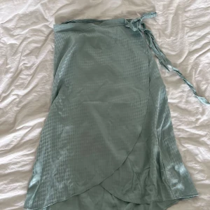 Levete kjol - Kjol från levete i mycket bra skick!