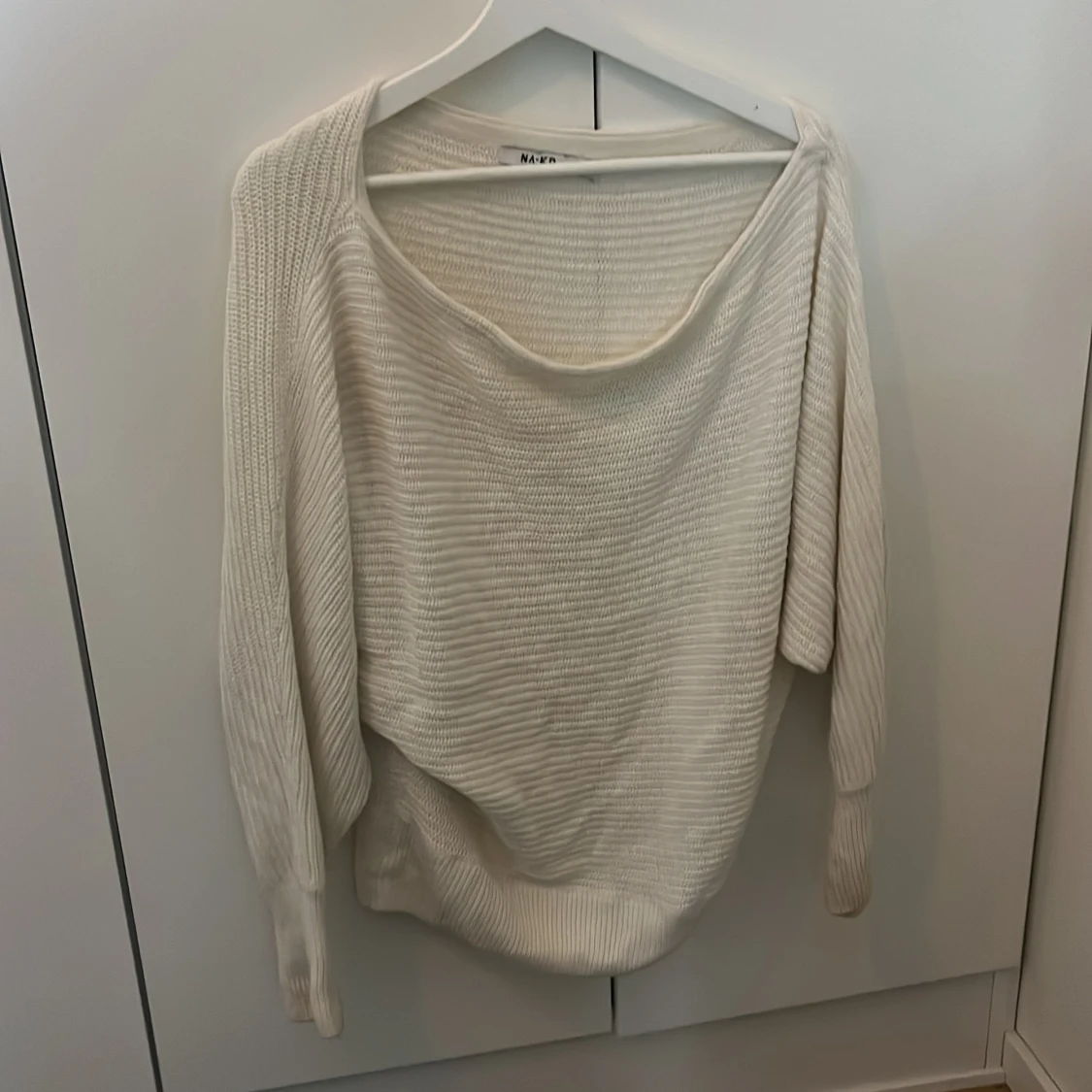 Långärmad vit tröja från NK - 90