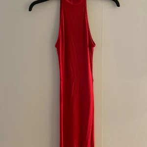 Klänning  - Från bikbok