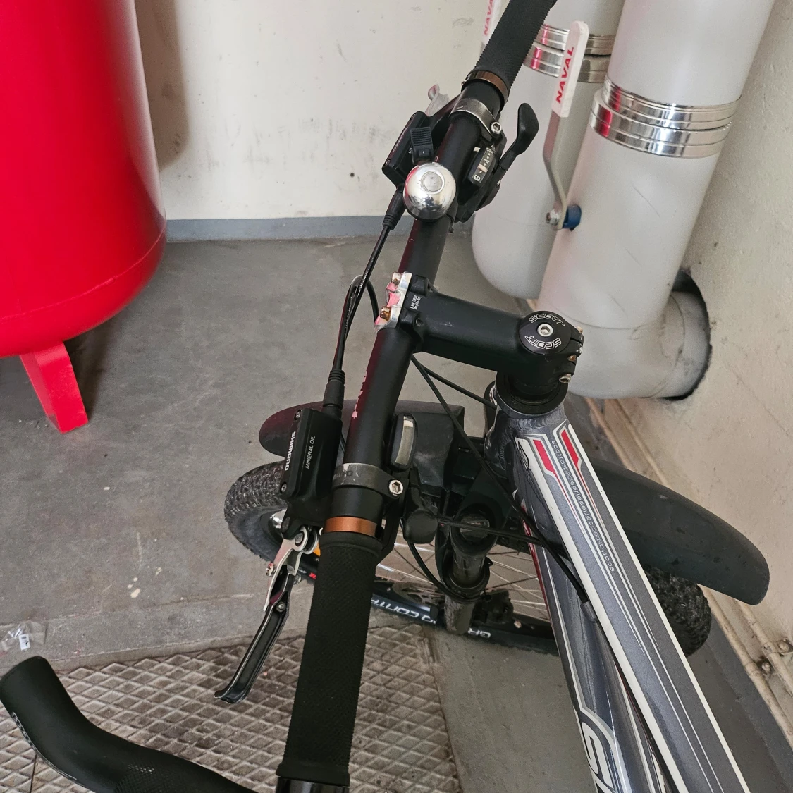 SCOTT CYCKEL  FYND ! - 92