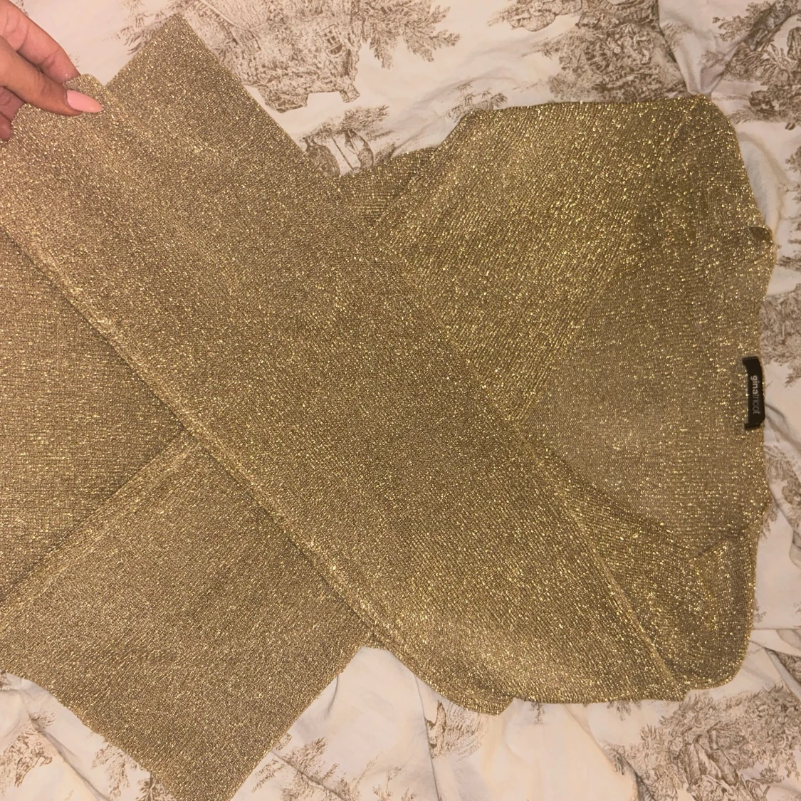 Glittrig långklänning - 90