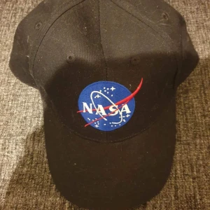 Märke keps nytt - Märke Nasa Helt nytt Aldrig använd Passar till alla 