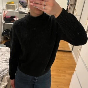 Stickad tröja svart  - Så skön!!