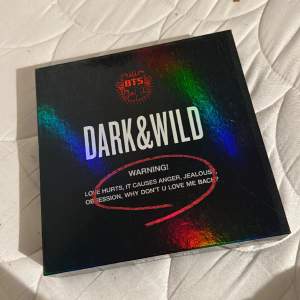 Bts dark and wild album med fotokort photocards