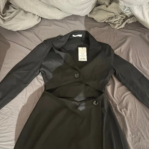 Kostym klänning från NAKD - Helt ny kostym klänning, super fin. Storlek 36. Säljer pågrund av att den är lite liten för mig. 