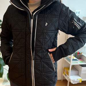 Good jacket for winter and cold autumn, like ski jacket Size S  There is a small hardly visible damage on the sleeve. 