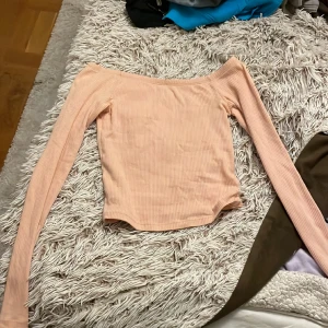 Under axeln tröja - Fin