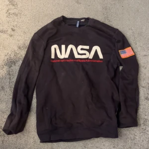 Nasa tröja - Storlek s bra skick